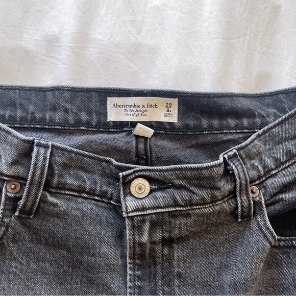 ABERCROMBIE & FITCH CURVE LOVE JEANS - Picture 4 of 9